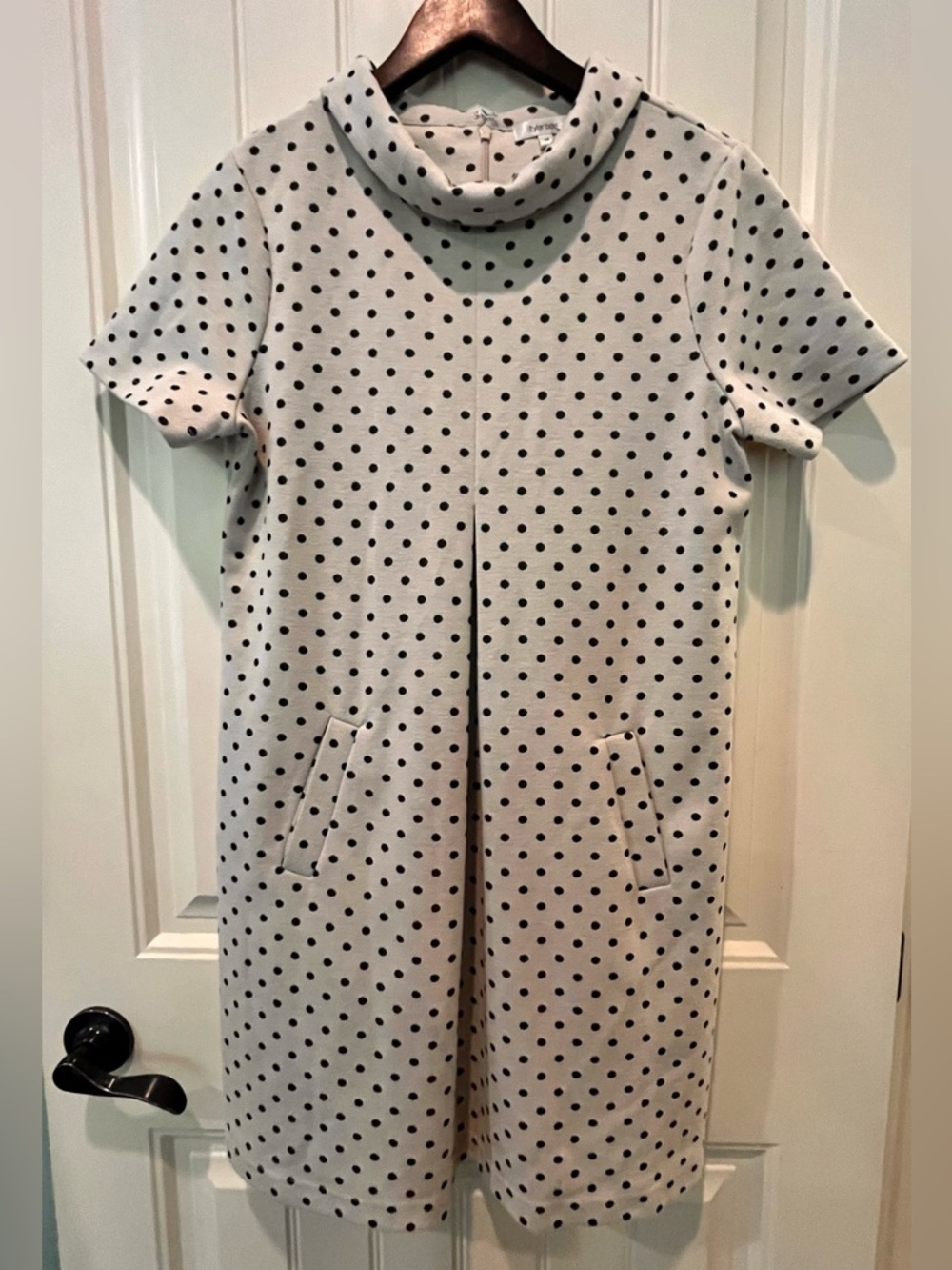 Tyler Boe Medium Shift Dress Grayish/Black Polka Dots Heavyweight Quality Chic